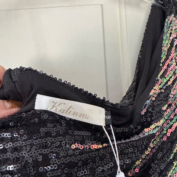 Kalinnu One Shoulder Black Sequin Gown Size 6 - Picture 8 of 13